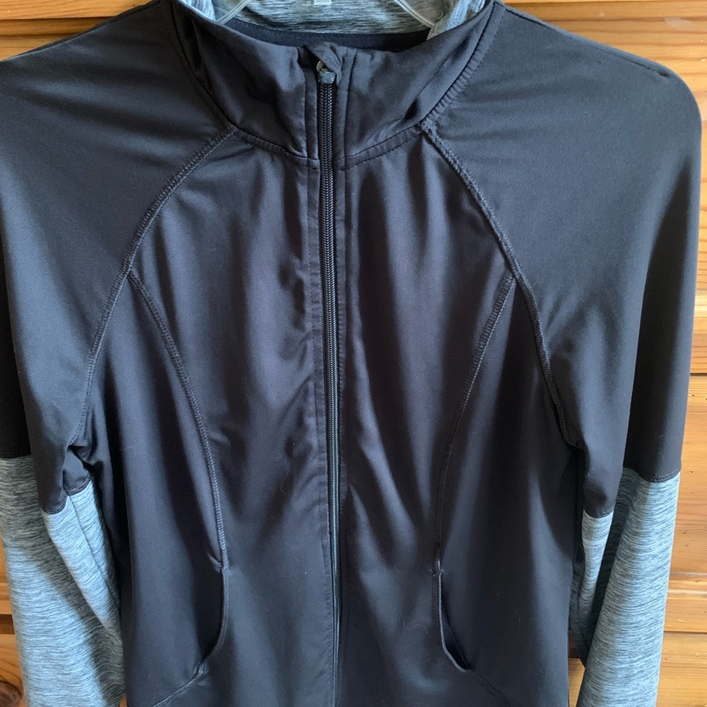 DANSKIN NOW Women’s Activewear jacket
